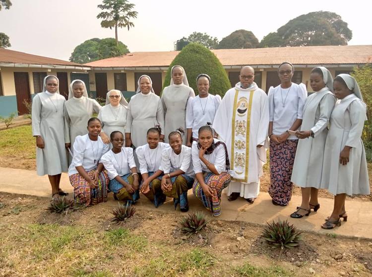 La presencia de las Misioneras de la Madre Laura en el África | imagen | LAURITAS : : Misioneras de la Madre Laura Provincia de Bogota